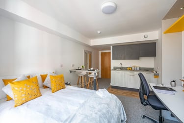 1 bed studio, Cable Street, City Centre, Lancaster, LA11BG - Image 2